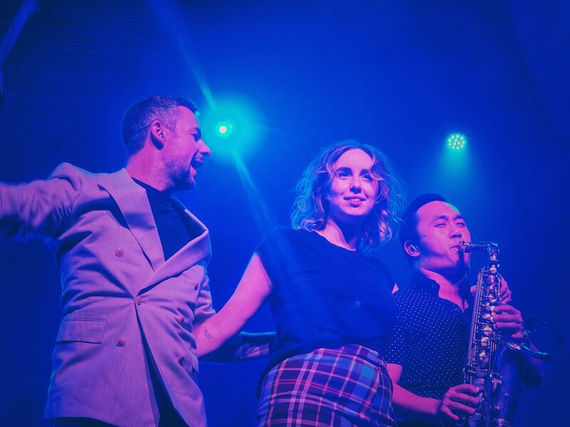 File:Timothy Collins Franklin Music Hall Philadelphia 24 20231008 215747-01.jpg