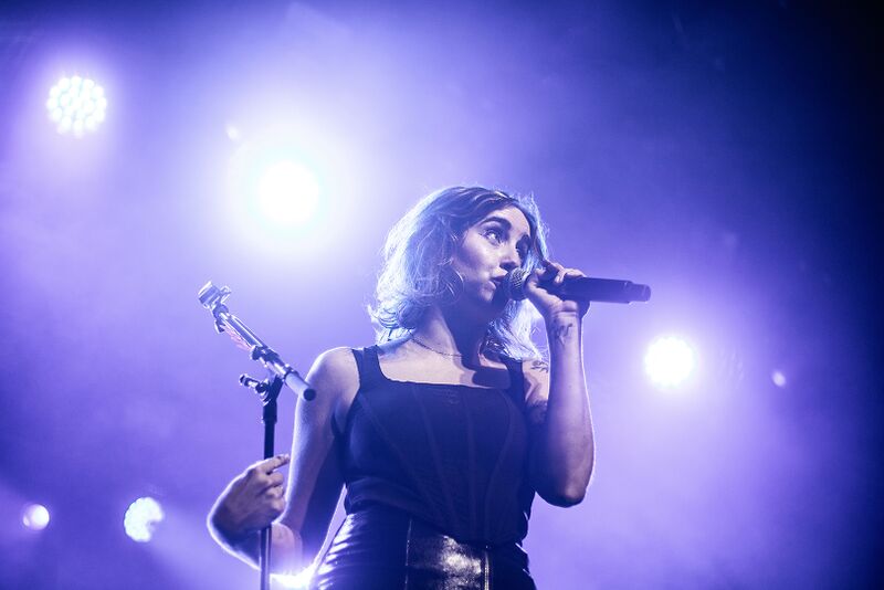 File:Elissa Ebersold 231005 Midnight BrooklynSteel 0260.jpg