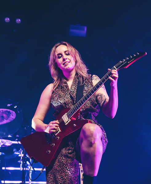 File:220324 Nightly Midnight BrooklynSteel ElissaEbersold sm (29).png