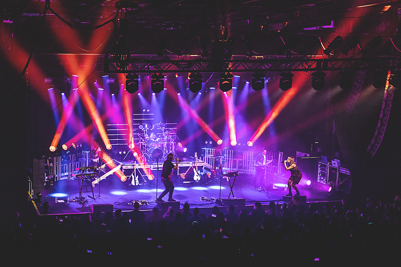 File:220324 Nightly Midnight BrooklynSteel ElissaEbersold sm (12).png