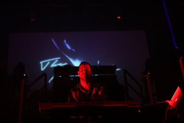 Nick asokan dna lounge san francisco 20170714 17.jpg